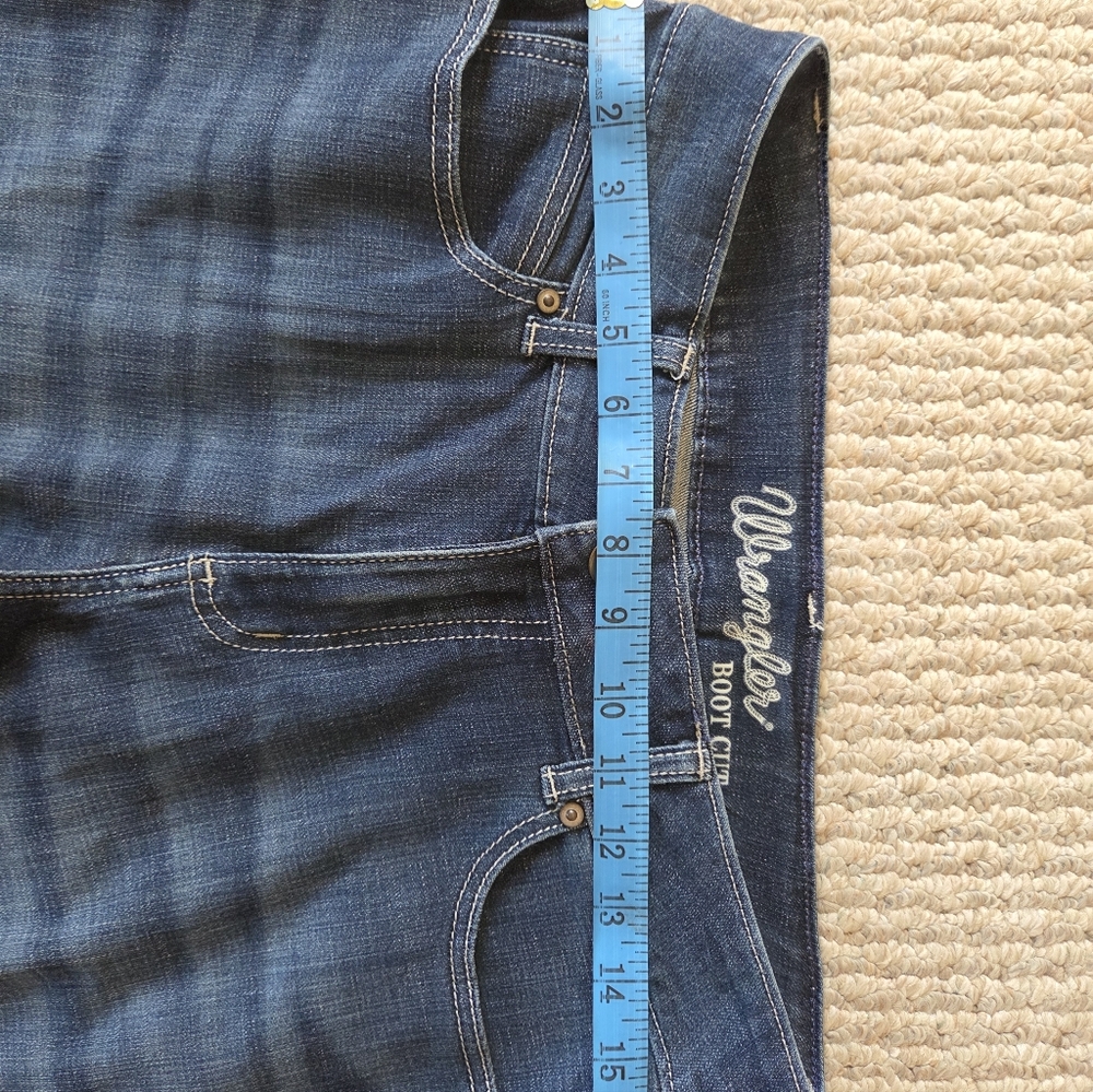Women's Wrangler Bootcut Jeans - Picture 9 of 9